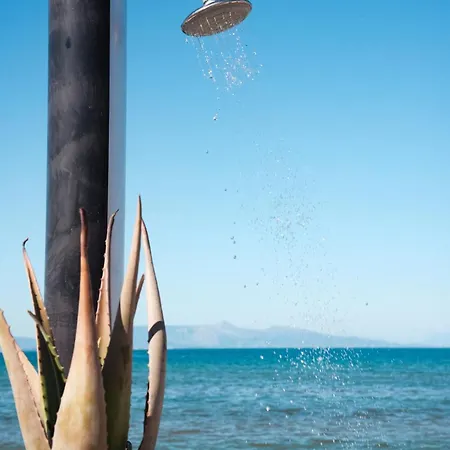 בית נופש Sea Breeze Oasis