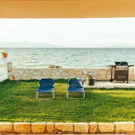 Sea Breeze Oasis Vakantiehuis Mólos