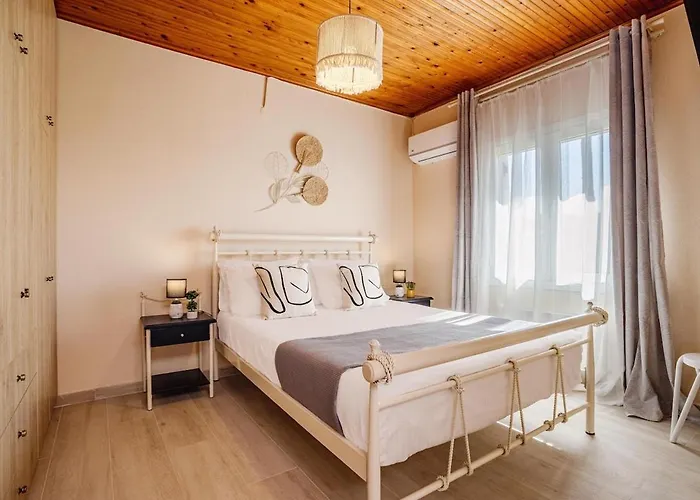 Sea Breeze Oasis Holiday home Molos (Corfu)